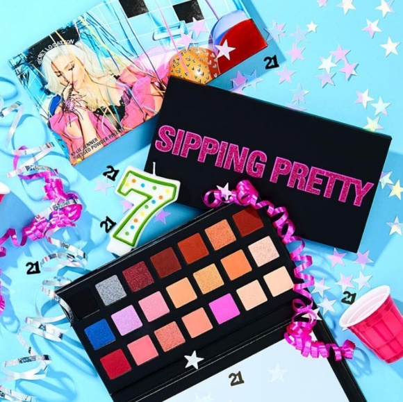 Kylie Cosmetics Other - 🍸BNIB🍸Kylie Sipping Pretty Pallet
